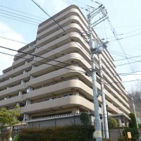 ライオンズマンション柏原２